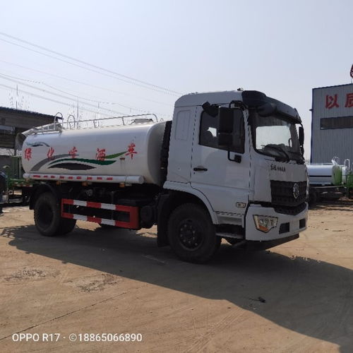 東風(fēng)十噸多功能灑水車(chē) 大型環(huán)衛(wèi)重器，護(hù)航綠色征程